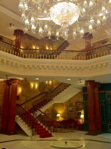 ITC_Windsor_Stairs_and_Chandelier Stairs and Chandelier in the lobby of the ITC Windsor Bangalore